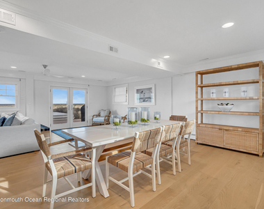 706 Morven Terrace - Photo Thumbnail 46