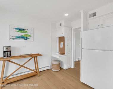 706 Morven Terrace - Photo Thumbnail 18