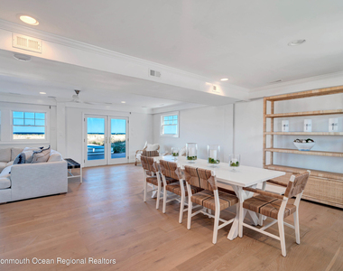 706 Morven Terrace - Photo Thumbnail 48