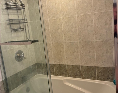 131 Amberly Drive - Photo Thumbnail 16