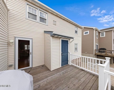 26 W Oceanview Drive - Photo Thumbnail 8