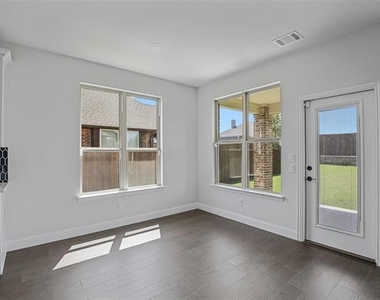508 Bush Avenue - Photo Thumbnail 10