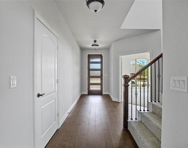 508 Bush Avenue - Photo Thumbnail 9