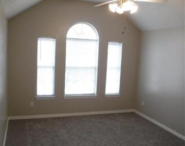 1741 Angel Falls Drive - Photo Thumbnail 13