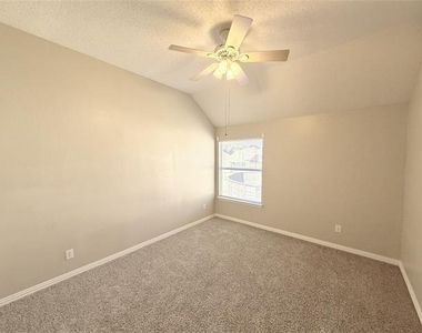 1741 Angel Falls Drive - Photo Thumbnail 22