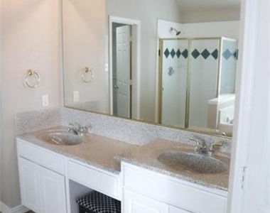 1741 Angel Falls Drive - Photo Thumbnail 17