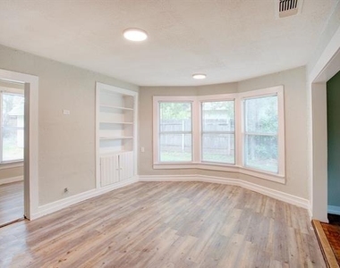 1005 N Buffalo Avenue - Photo Thumbnail 9