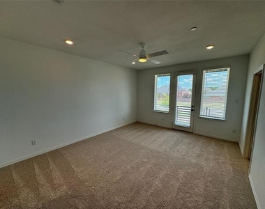 1278 Daybreak Drive - Photo Thumbnail 20