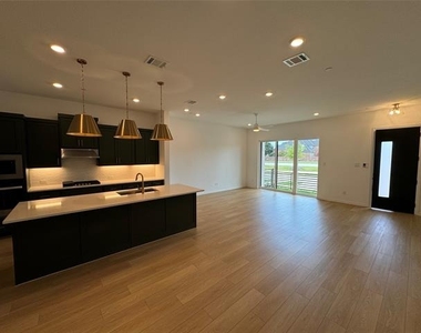 1278 Daybreak Drive - Photo Thumbnail 7