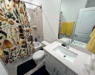 14728 Ledger Lane - Photo Thumbnail 34