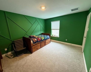 14728 Ledger Lane - Photo Thumbnail 18