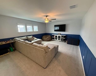 14728 Ledger Lane - Photo Thumbnail 13
