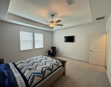 14728 Ledger Lane - Photo Thumbnail 28