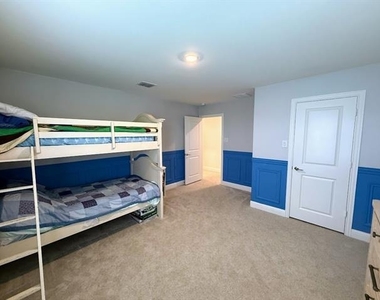 14728 Ledger Lane - Photo Thumbnail 21