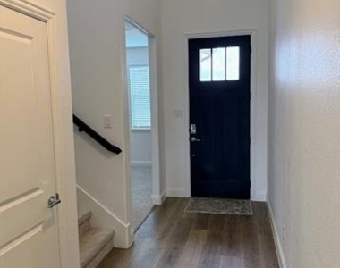 14728 Ledger Lane - Photo Thumbnail 10
