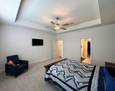 14728 Ledger Lane - Photo Thumbnail 29
