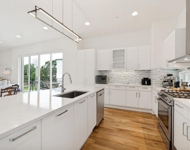 1952 Kearney Court - Photo Thumbnail 12
