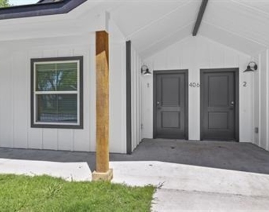 406 W 6th Street - Photo Thumbnail 15