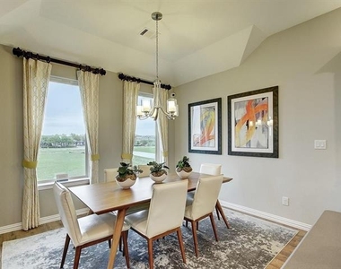 5634 Niagara Road - Photo Thumbnail 8