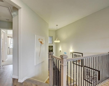 5634 Niagara Road - Photo Thumbnail 3