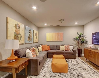 5634 Niagara Road - Photo Thumbnail 19