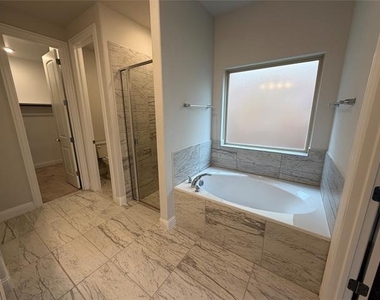 4721 Cash Drive - Photo Thumbnail 16