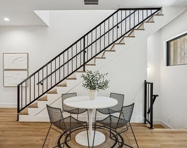 2147 Mail Avenue - Photo Thumbnail 1