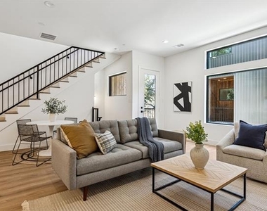 2147 Mail Avenue - Photo Thumbnail 2