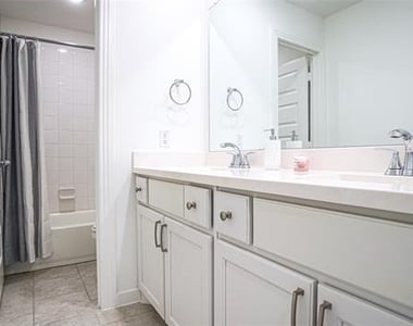 2420 Green River Road - Photo Thumbnail 21