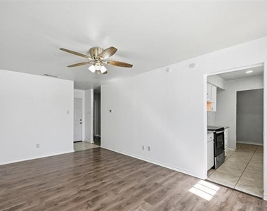 1812 Frances Drive - Photo Thumbnail 1