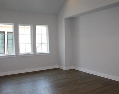 12032 Dahlia Bay Drive - Photo Thumbnail 15