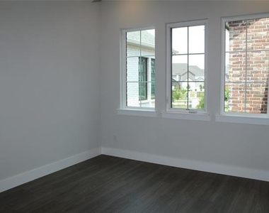 12032 Dahlia Bay Drive - Photo Thumbnail 13