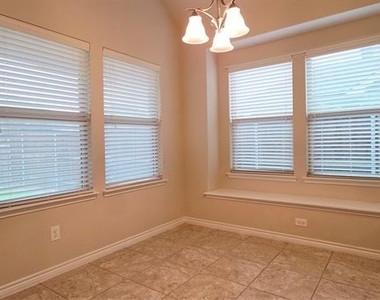206 Pleasant Hill Lane - Photo Thumbnail 21
