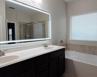 206 Pleasant Hill Lane - Photo Thumbnail 17