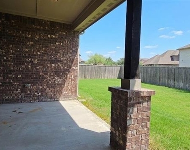 206 Pleasant Hill Lane - Photo Thumbnail 27