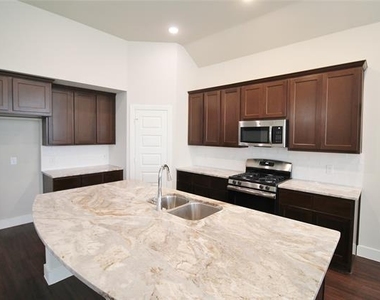 1665 Sheldon Drive - Photo Thumbnail 6
