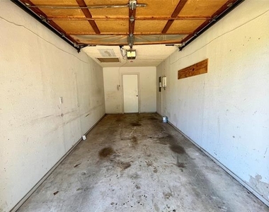 301 Joshua Street - Photo Thumbnail 7