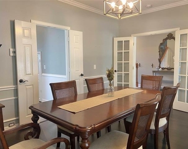 2125 Columbia Drive - Photo Thumbnail 9