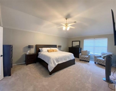 2125 Columbia Drive - Photo Thumbnail 16