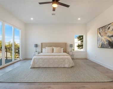 2005 Hearne Avenue - Photo Thumbnail 20