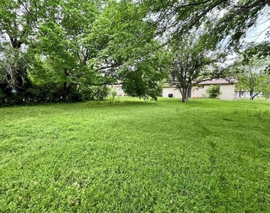 1612 Wayne Street - Photo Thumbnail 12