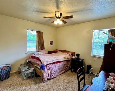 1612 Wayne Street - Photo Thumbnail 7