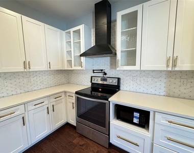 5864 Mount Plymouth Point - Photo Thumbnail 12
