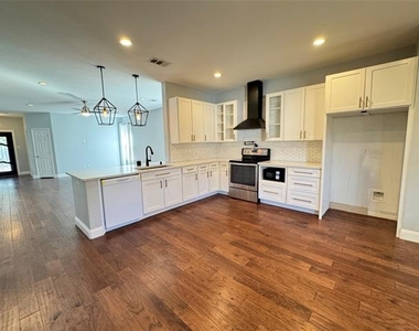5864 Mount Plymouth Point - Photo Thumbnail 14
