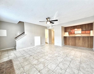 1247 Dallas Drive - Photo Thumbnail 2