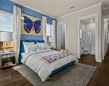 4770 N Luxe Lane - Photo Thumbnail 1