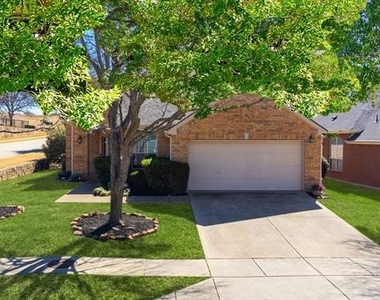 1312 Quaker Drive - Photo Thumbnail 2