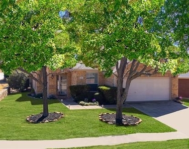 1312 Quaker Drive - Photo Thumbnail 30