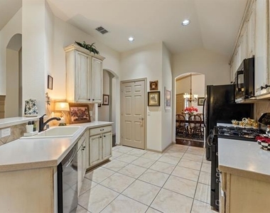 1312 Quaker Drive - Photo Thumbnail 9