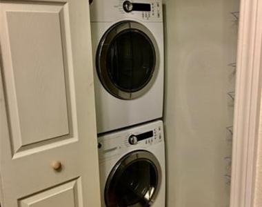 2825 Reagan Street - Photo Thumbnail 5